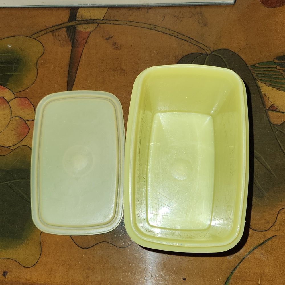 Tupperware Yellow Container - Picture 3 of 5